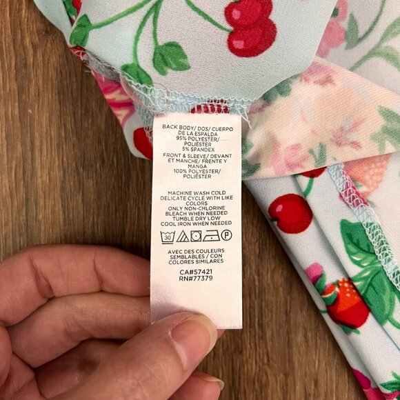 Ann Taylor Strawberry Floral Long Sleeve Top Sz XS - Picture 9 of 11